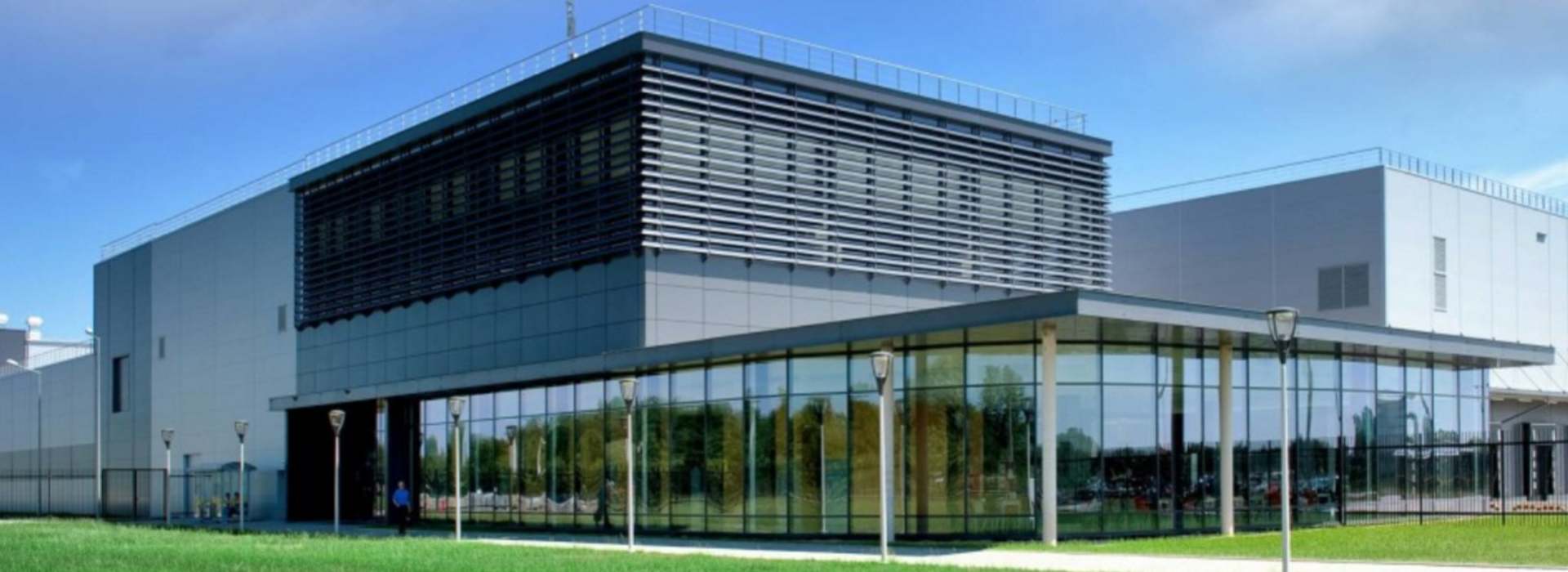 Hale magazynowe Mondelez Services Europe w Skarbimierzu Osiedle posiadają systemy wentylacyjno klimatyzacyjne